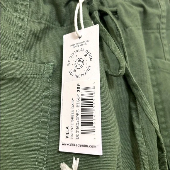 NWT DAZE DENIM Petite Villa Pant in Bronze Green Daisy - Picture 9 of 10